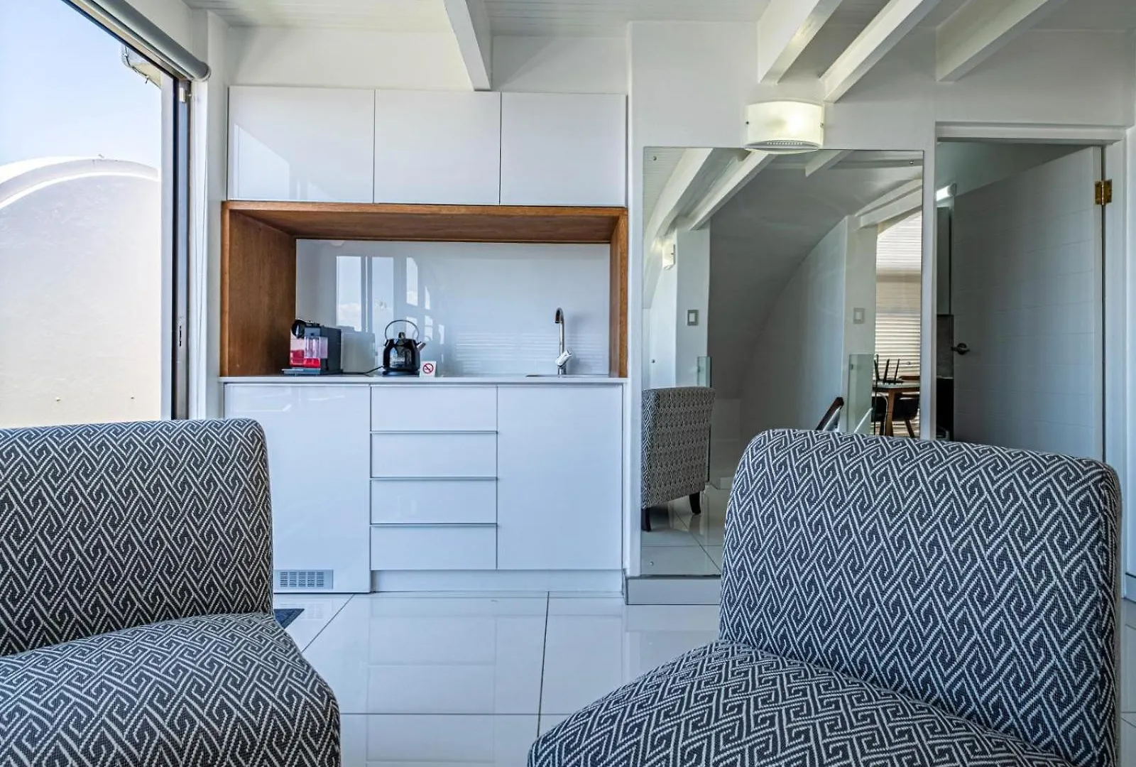Апартаменты Sunrise Penthouse Порт-Элизабет